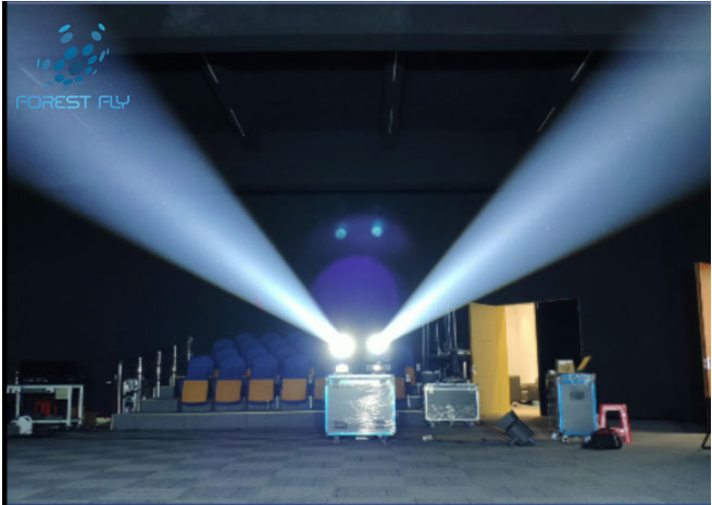 户外舞台光束灯选多大,婚庆宴会厅光束灯效果视频