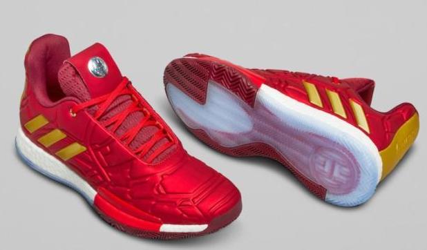 adidas户外鞋联名,adidas漫威联名足球