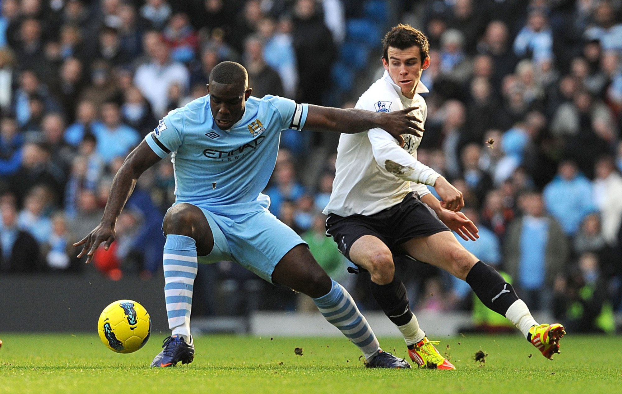 贝尔穆里尼奥热刺,前曼城右边后卫