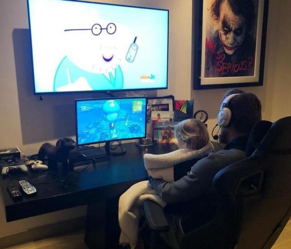 瓒崇悆鏄庢槦鐜╂父鎴忚儨璐熸,鐞冭叮