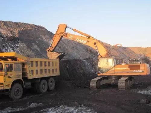 十大品牌挖掘机哪个更好,60型挖掘机排行榜