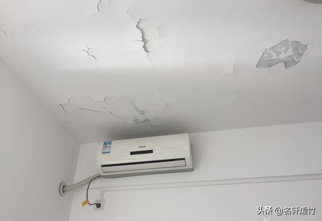 天花板墙体脱皮是什么原因,天花板发霉空鼓起皮什么原因