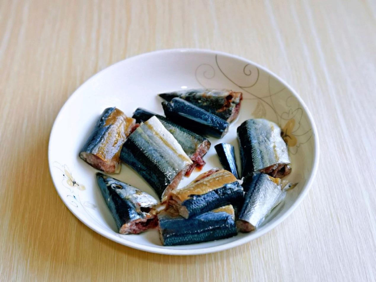 刀鱼这样做就简单多了,干炸刀鱼怎么样口感好