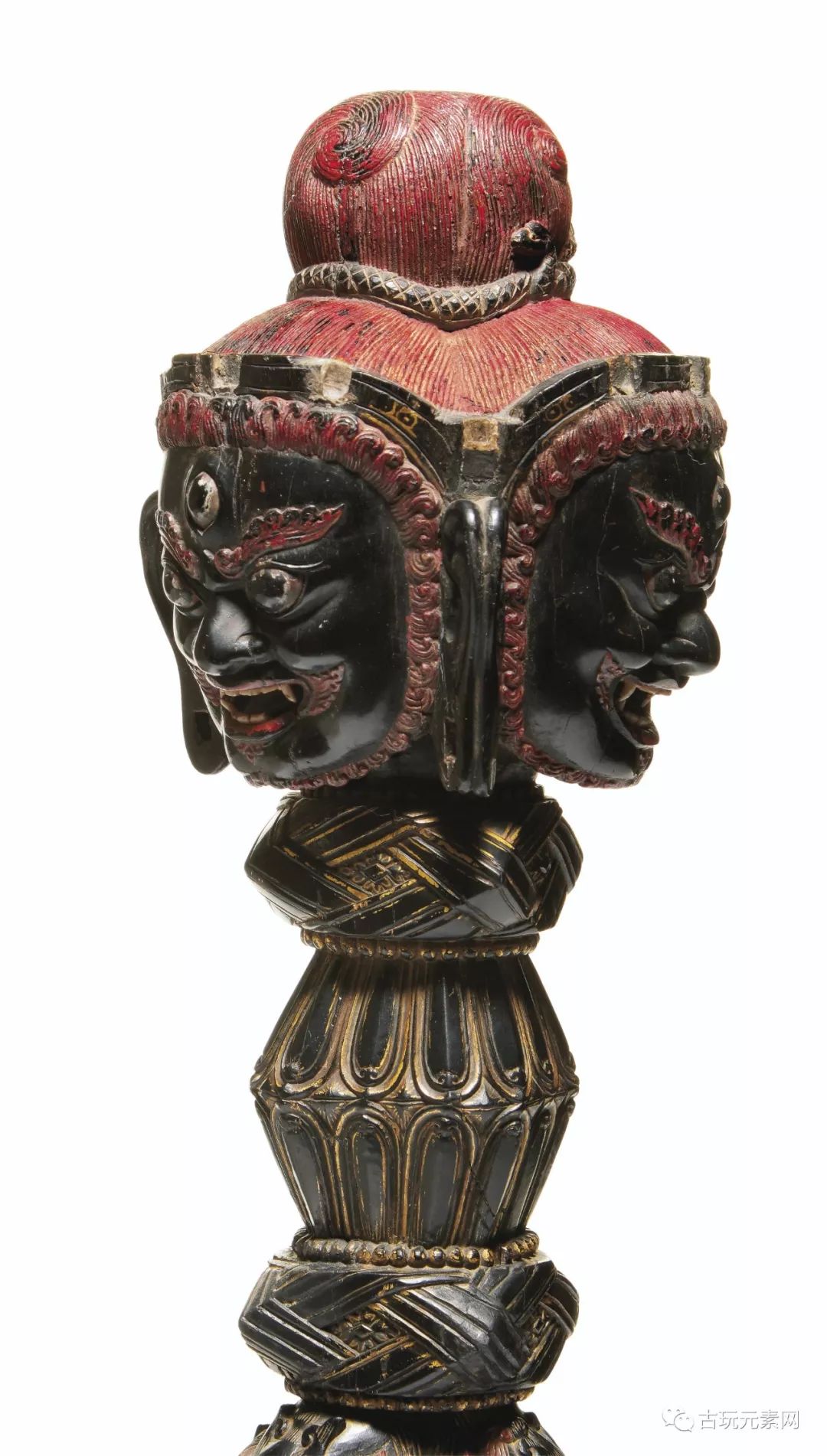 纽约苏富比总成交约1.2亿乾隆青白玉双鱼洗近2000万人民币成交