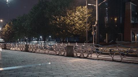 华为对比苹果手机信号谁较好,哪一款手机可以和华为比信号