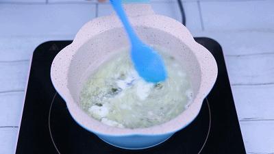 小米粥怎么煮才好吃什么也不放 (小米粥怎么熬好吃不加任何东西)