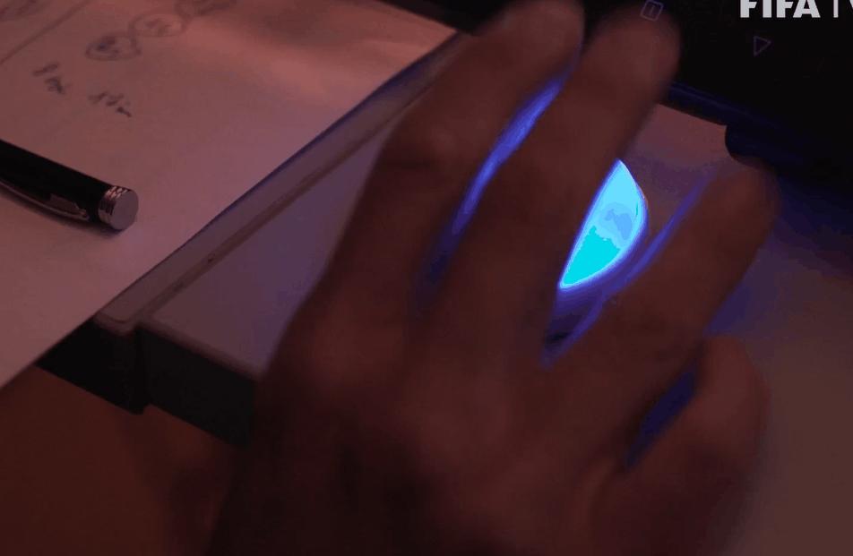 var真的能让足球更公平吗,var介入规则中超