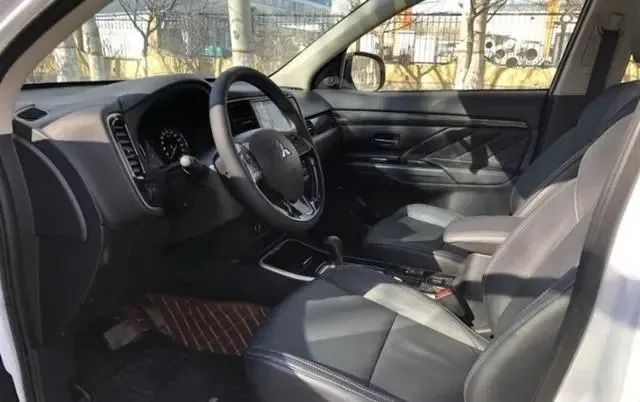 2020款欧蓝德2.0畅享版落地价,欧蓝德2.0两驱畅享新车落地价