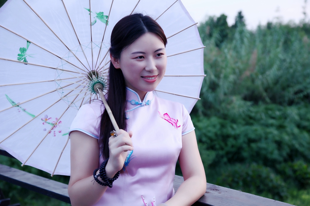 易悦后MBA长沙班访谈｜许红艳：定制旗袍路上的执着与优雅