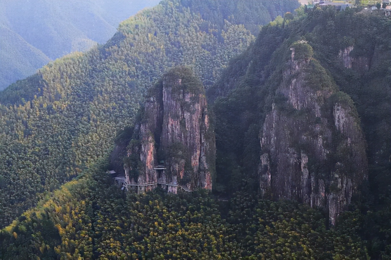 品读40句带笑经典古诗词名句,10首幽默诗词且看诗人段子手