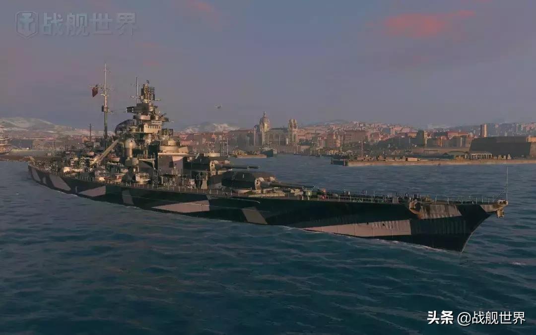 离不开“纸片人定律”！管子越大、装甲越薄的战舰往往战斗力爆表