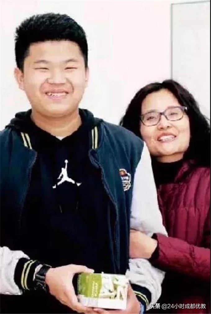 不用吆喝，学校办的好，家长最有发言权！孩子最有体验感！