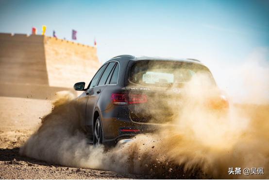 奔驰glc到底有哪些高科技,全新23款奔驰glc长轴7座实车发布