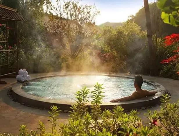 云南保山附近有哪些天然温泉,云南罗茨温泉哪家环境好又实惠