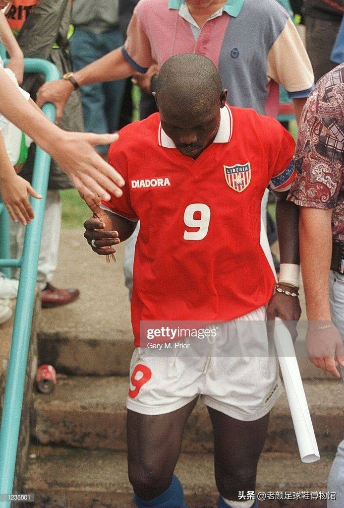 迪亚多纳赞助球队,迪亚多纳赞助意大利