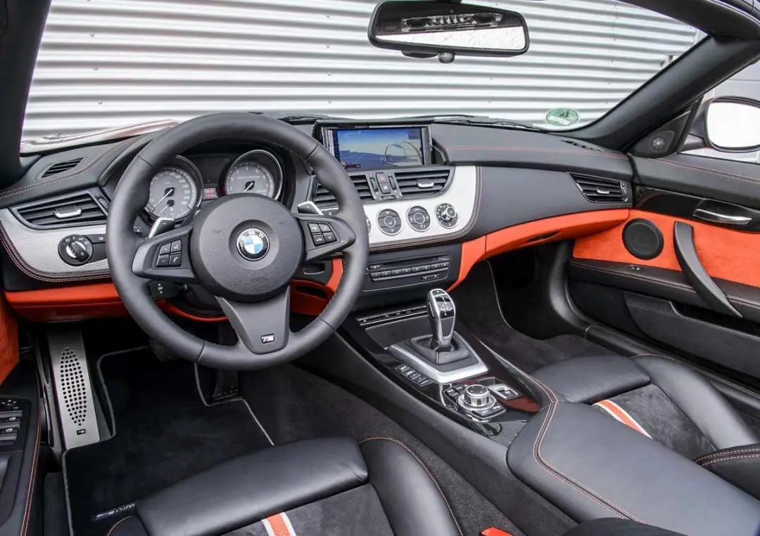 十多万的二手敞篷跑车值得买吗,豪华敞篷跑车四座推荐