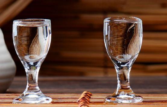 值得入手的老茅台酒有哪些,茅台十大值得收藏的酒