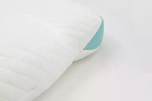 枕头怎么选才能睡好觉,枕头要睡哪一种比较合适