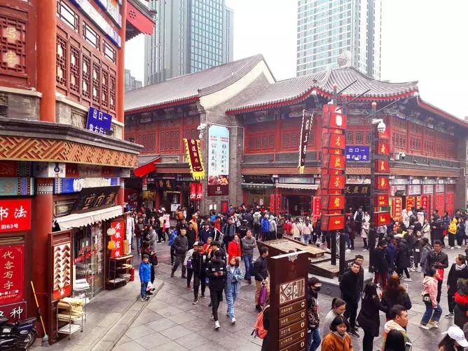 旅游美食文化街区推荐,最美古镇美食一条街