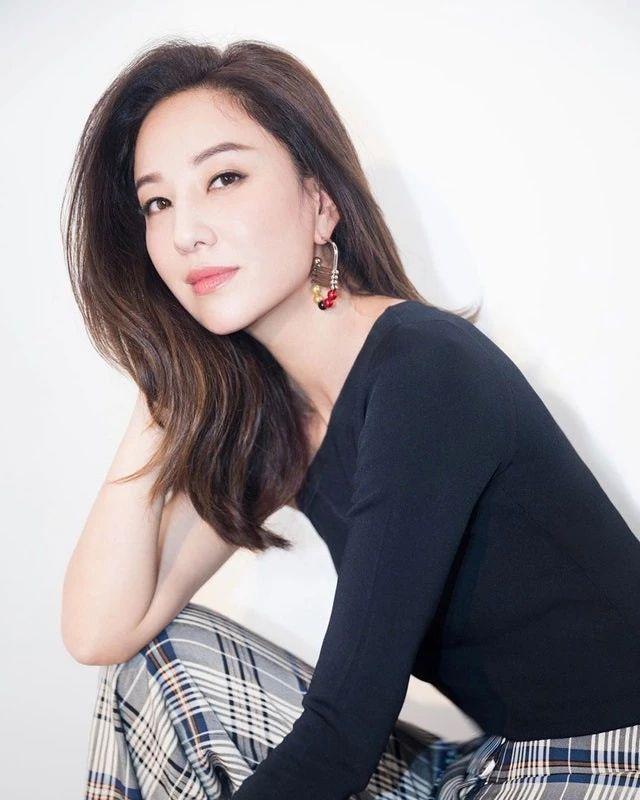 容祖儿twins郑希怡谢霆锋,英皇遗珠郑希怡