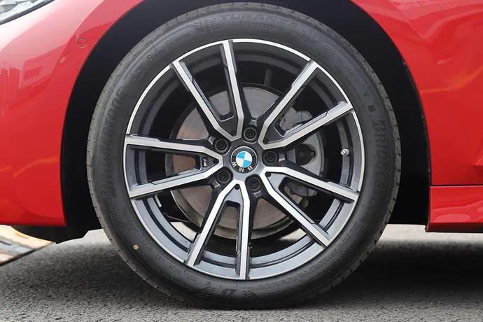 b级轿车哪款隔音做得最好,豪华品牌b级车隔音测评对比