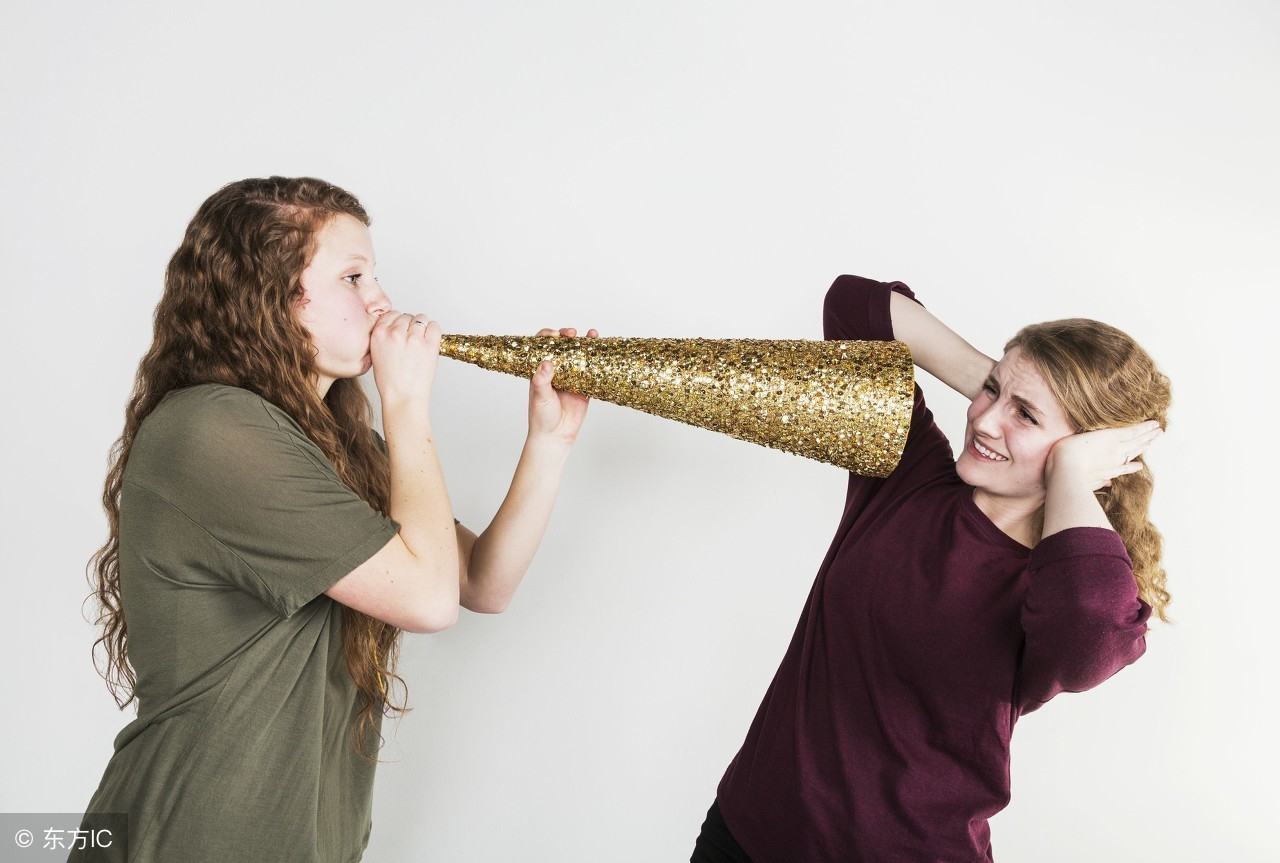 家有内向型孩子怎么相处,家有内向的孩子怎么办