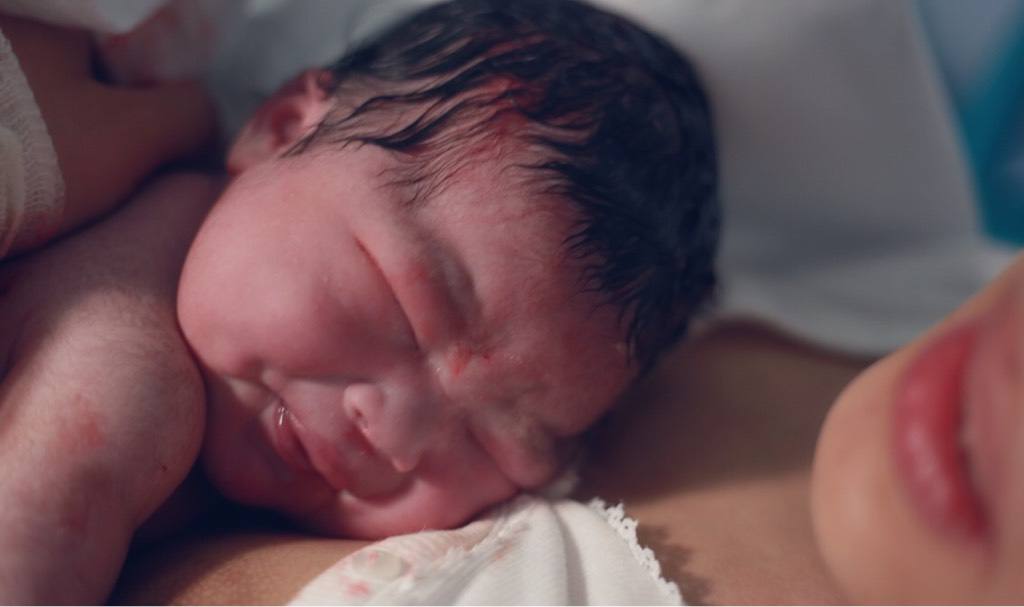 孕妈妈后期怎么运动有助于顺产,孕妇顺产怎么运动最快