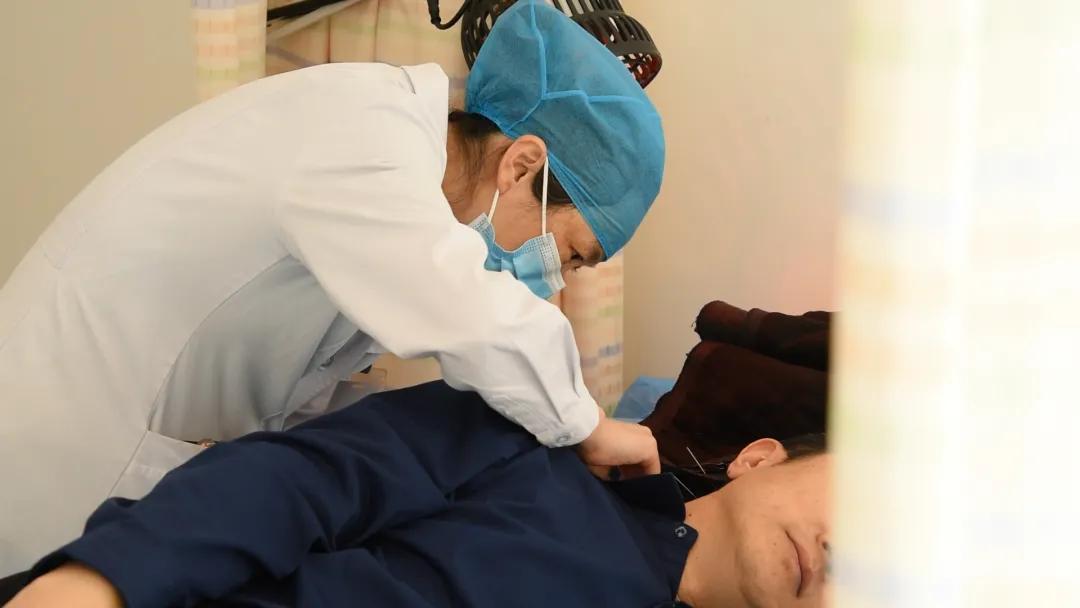 《第一健康》视频版——小小银针解疾痛