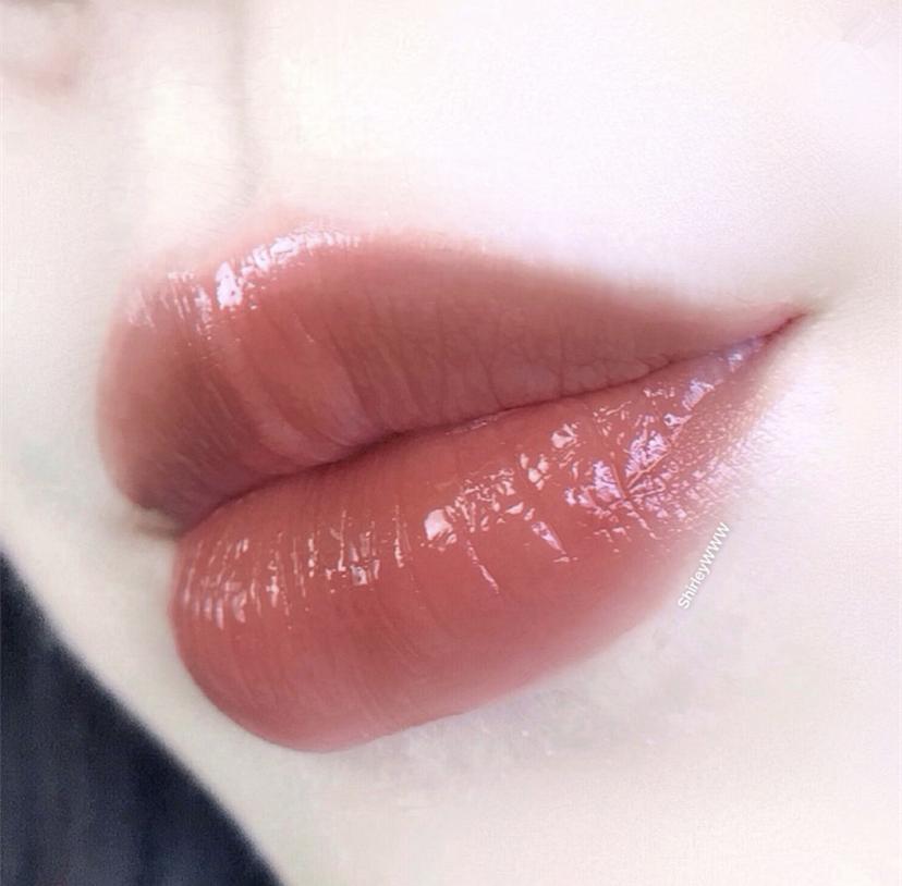 ysl夏季最值得买的色号,圣罗兰ysl水光唇釉618会掉色吗