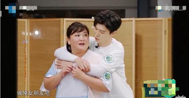 贾玲那么胖为什么能在娱乐圈,吐槽乱组cp