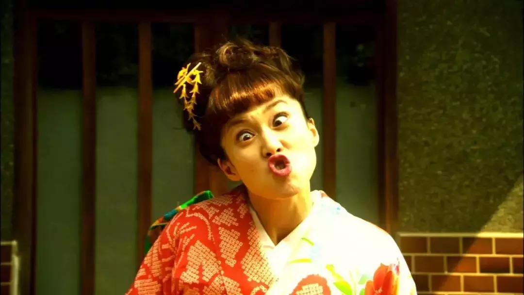 为争*爱夺**，大宝出现“癔症性眼盲”：二胎家庭父母的爱如何端平？