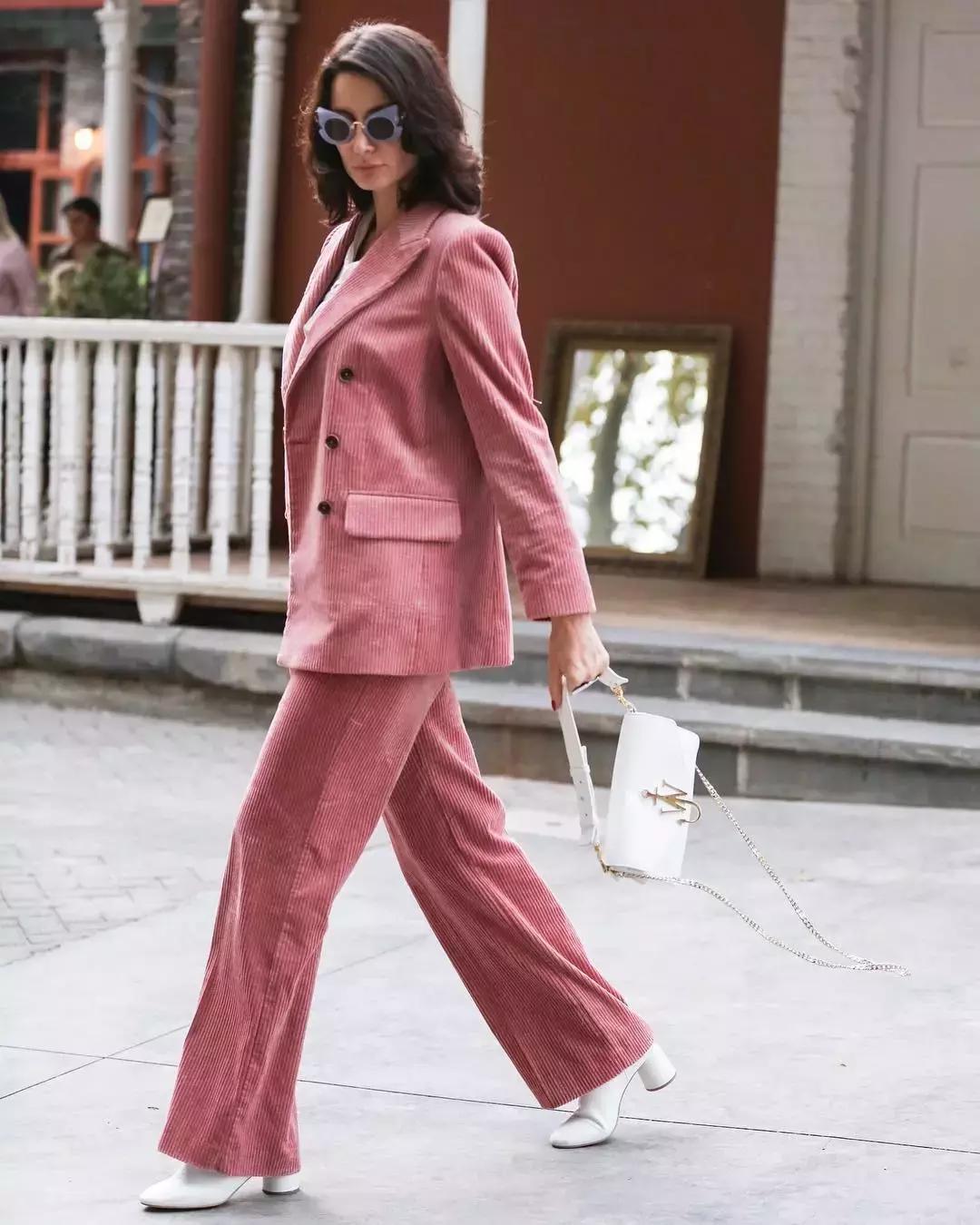 2019流行色和时尚穿搭,2019流行色调色系列