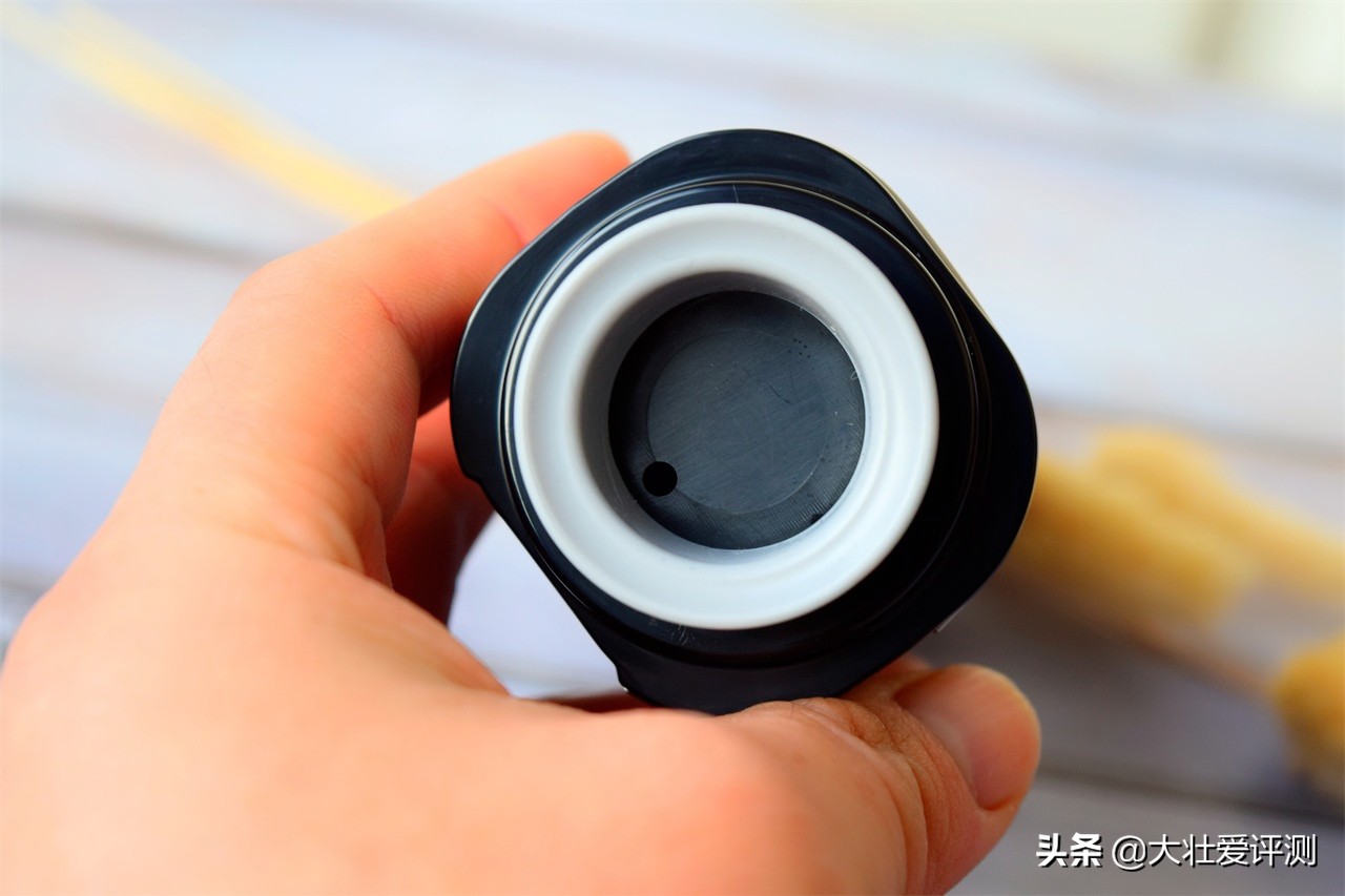 全自动免按压保鲜真空机,手持真空保鲜机