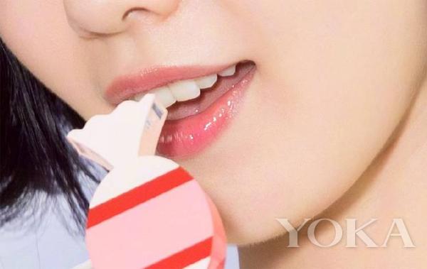 林允最漂亮的唇膏,林允快速化妆变身