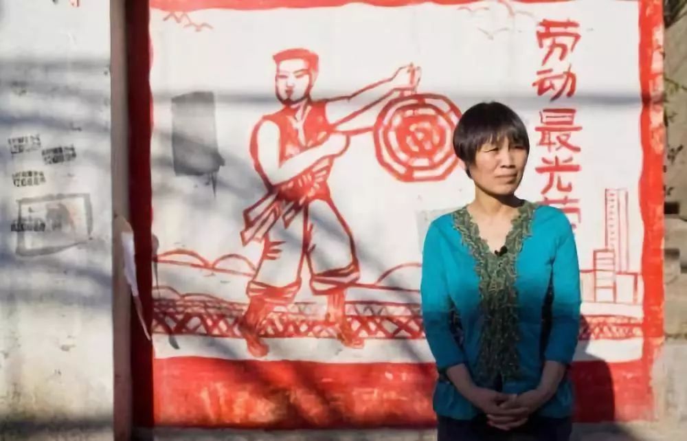 草根在天堂网红在地狱：流浪大师暴富，朱之文遭勒索，庞麦郎遗忘