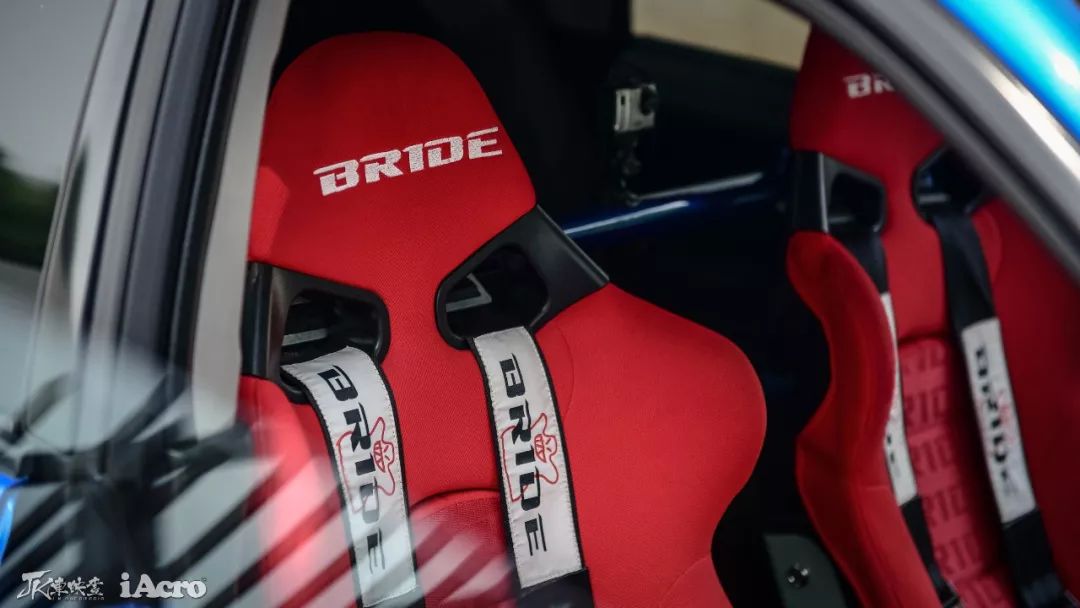 斯巴鲁翼豹2.0r三厢还值得吗,斯巴鲁翼豹gti