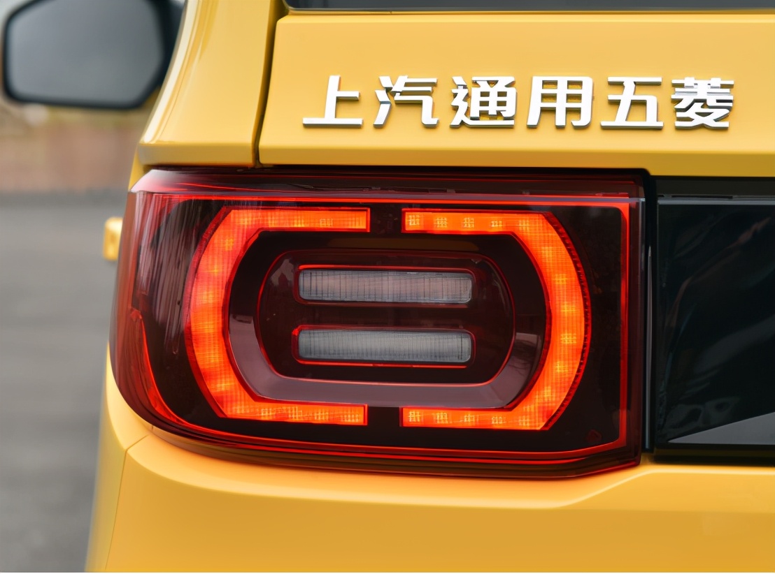 五菱年轻人青睐的一款车,五菱新能源圈粉