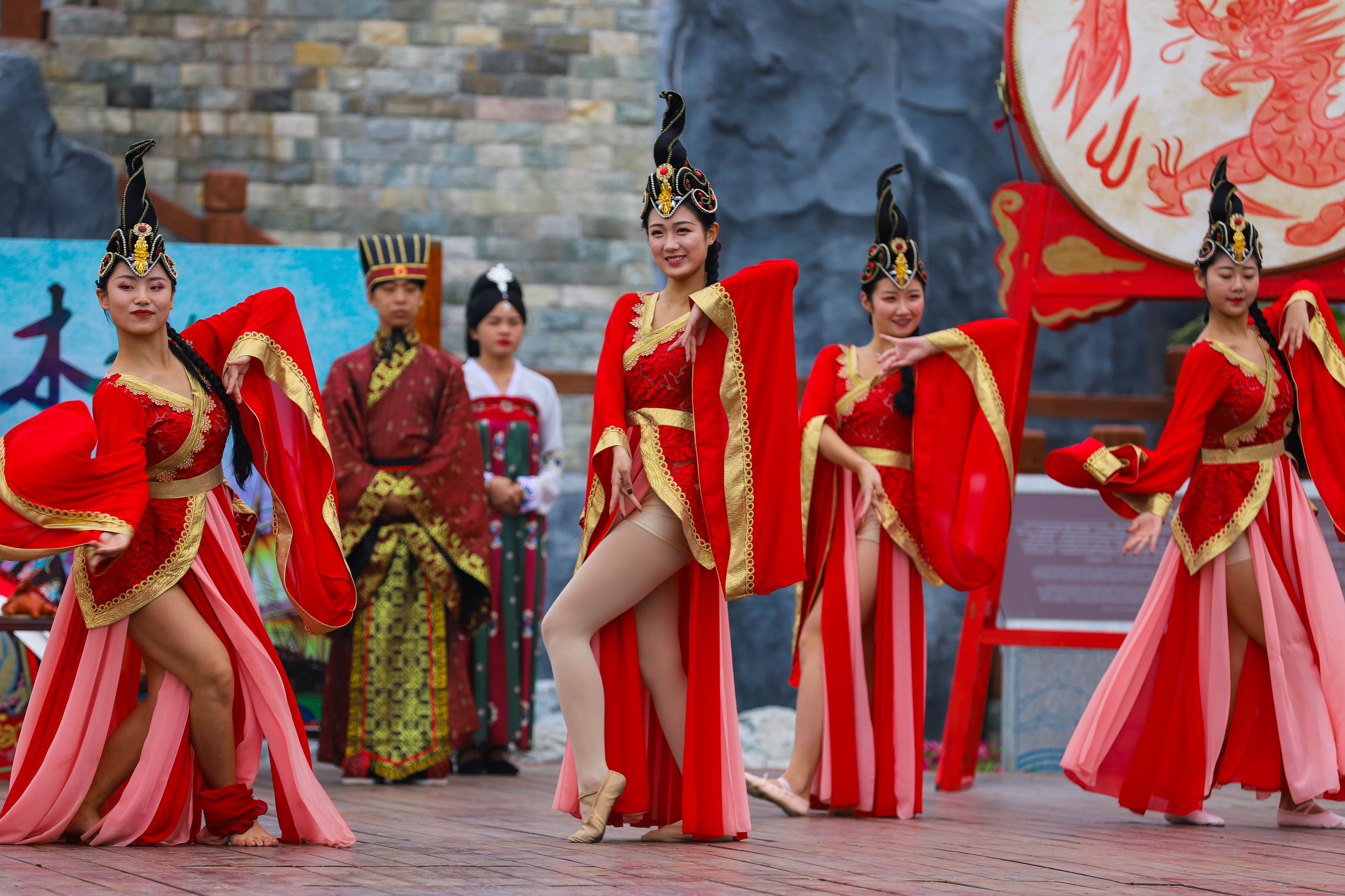 珠海海泉湾温泉公交车路线,珠海海泉湾和御温泉哪个好