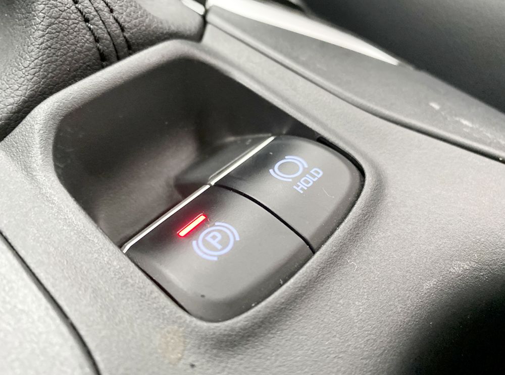 长测丰田雷凌1.2T，驾驶可圈可点，脾气不再中庸