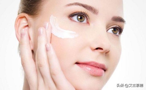 美白成分烟酰胺反黑,美白成分烟酰胺化妆品