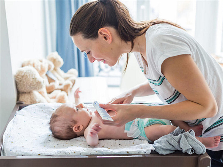 秋冬季节小儿湿疹怎么办,季节性湿疹注意什么