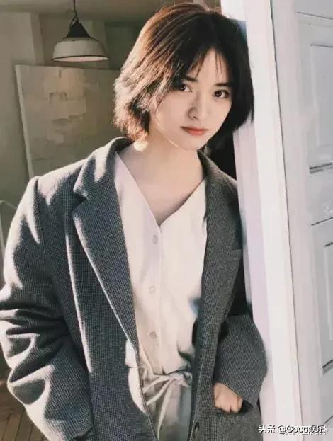 沈月真的捐2000吗,沈月私下捐款了吗