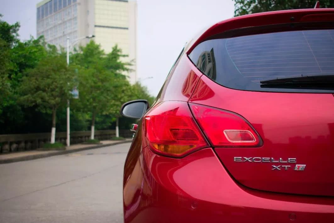 别克英朗xt1.6t高清图片,一万内的别克英朗xt1.6t