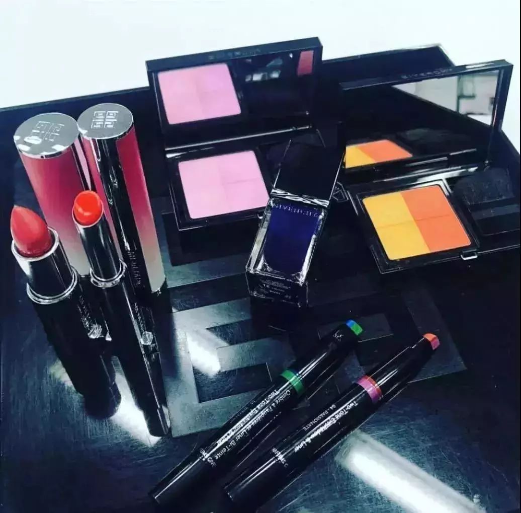 鍏拌敾鍜寉sl浠ュ強杩ゥ,鍏拌敾ysl鑳¤悵鍗滆壊