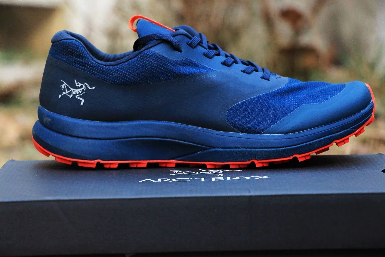 透气耐磨，带你纵横山巅：始祖鸟越野鞋评测