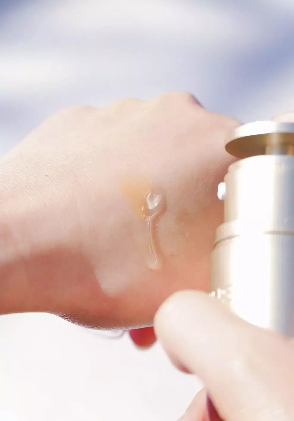 25-30岁适合的精华排行,适合40多岁春夏平价精华推荐