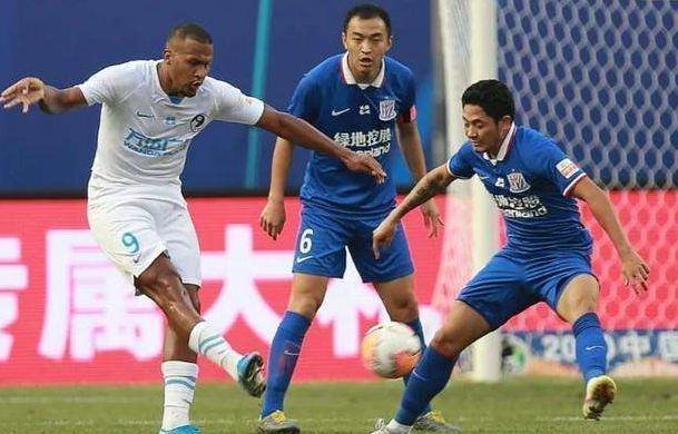 中超第一轮比赛,中超榜首大战结果