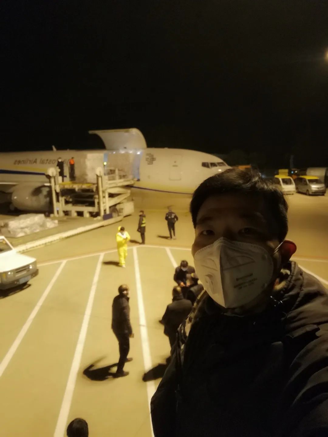 一个武汉人和他们扛起的亿元物资：这里没有旁观者