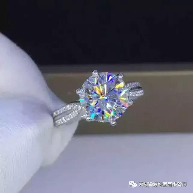 是莫桑钻值钱还是金刚钻值钱,莫桑石到底能不能叫莫桑钻