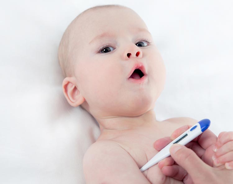 婴儿体温过低怎么回事,婴儿体温偏低怎样使体温升到正常